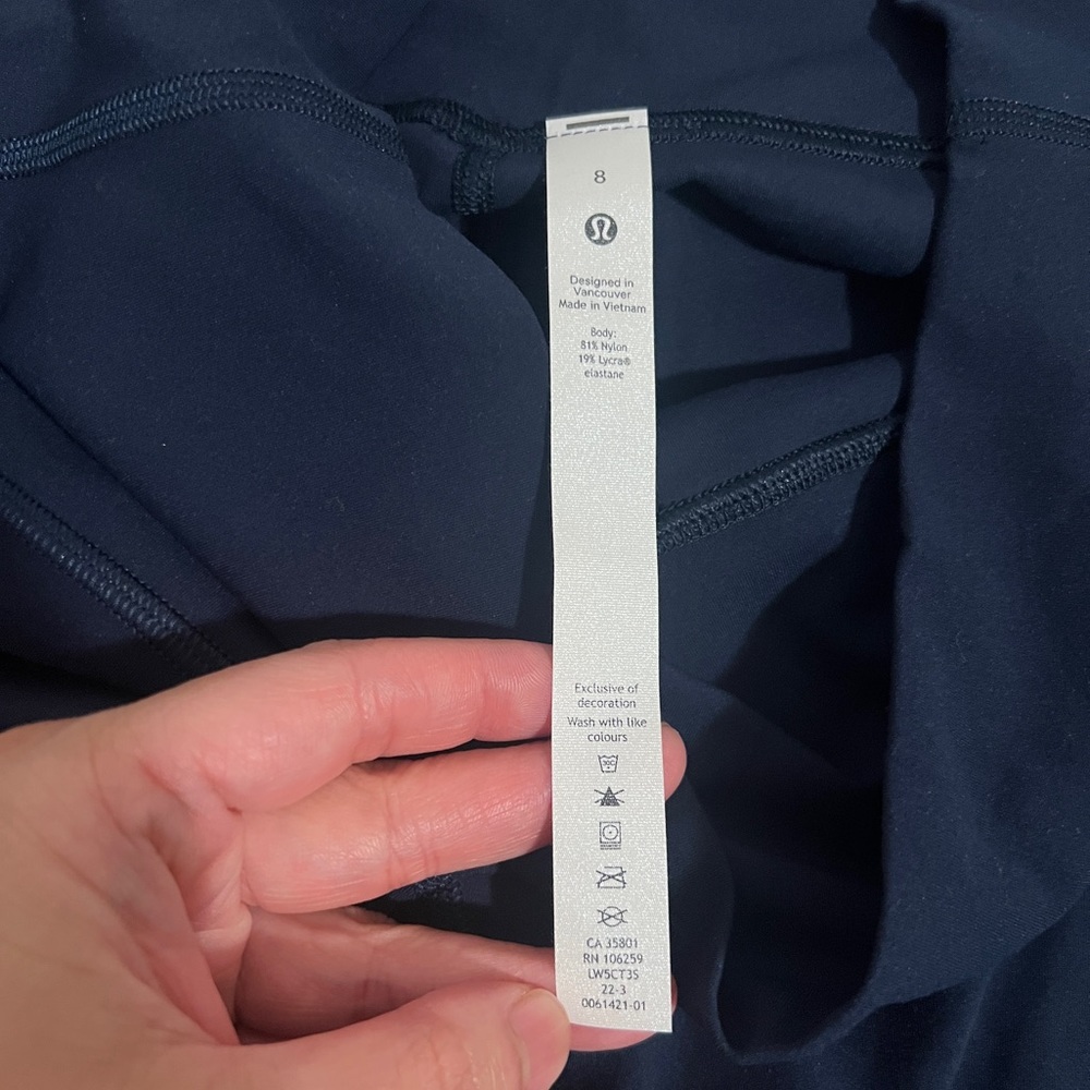 Lululemon Align HR Pant 25" in Navy - Picture 7 of 9